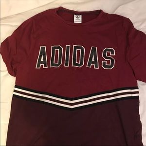 adidas maroon t-shirt